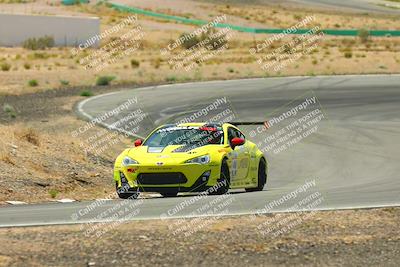 media/May-31-2025-CalClub SCCA (Sat) [[2c1a04e1ee]]/Qualifying/Group 2/Turn 4/